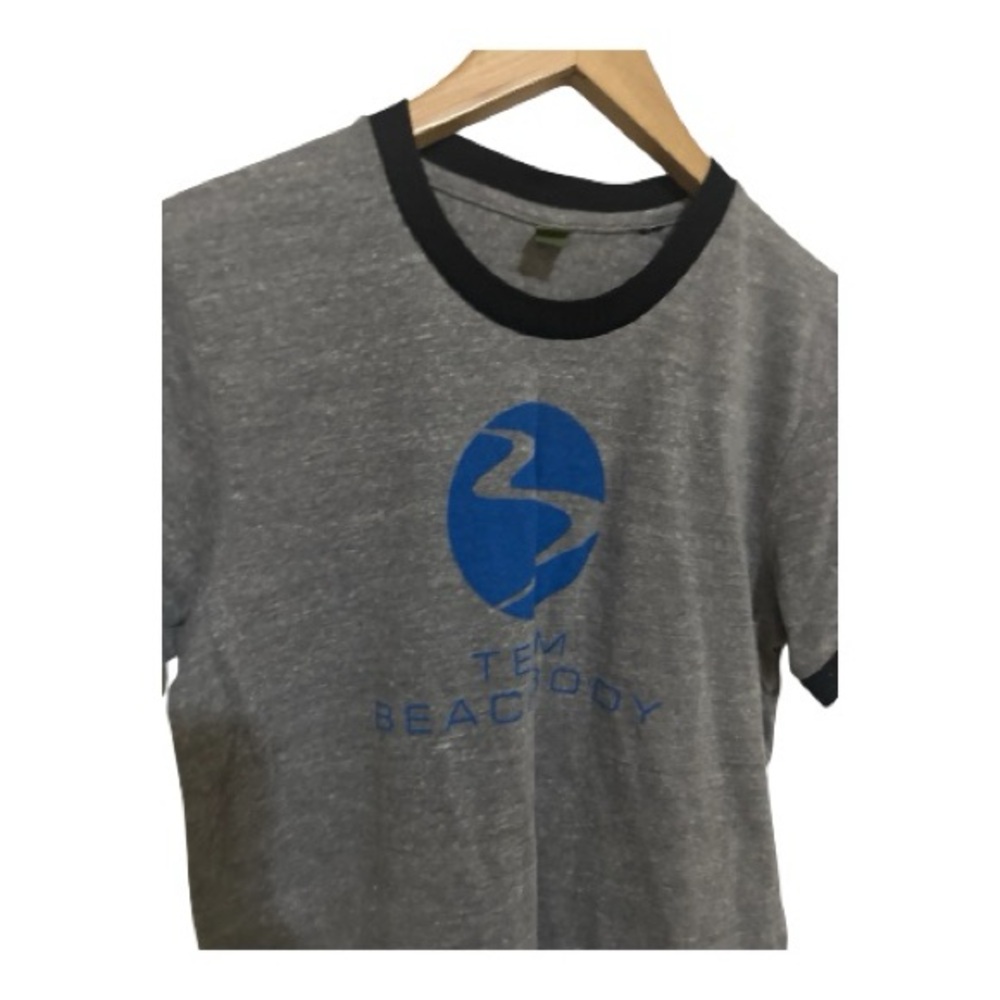 Alternative Earth Men's Size M Gray and Black Ringer Tee with Beachbody Logo - Picture 5 of 15